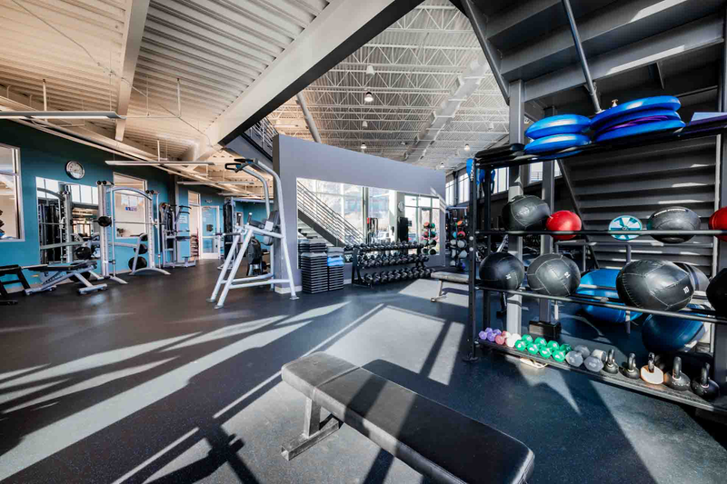 Sara's YMCA Fitness Area 06